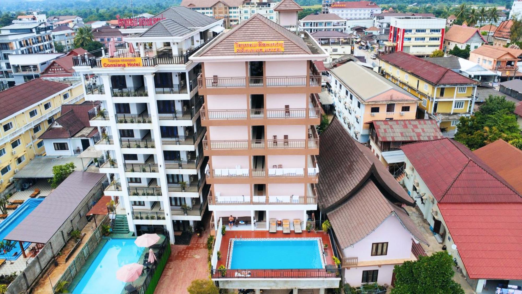 Vangvieng Sisavang Mountain View Hotel ヴァンヴィエン エクステリア 写真